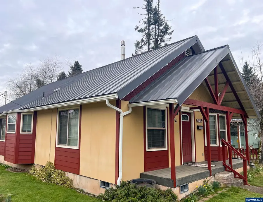 1304  hawthorne St, Sweet Home, OR 97386 - #3