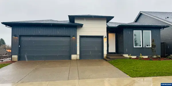 707  Magnolia Av, Woodburn, OR 97071