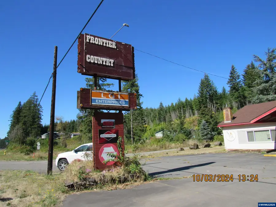 714 N Santiam Hwy, Gates, OR 97346 - #2