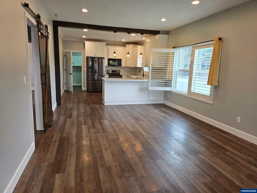 302  Jersey St, Silverton, OR 97381 - #3