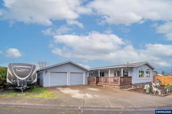 3355  Snow Peak Pl, Lebanon, OR 97355