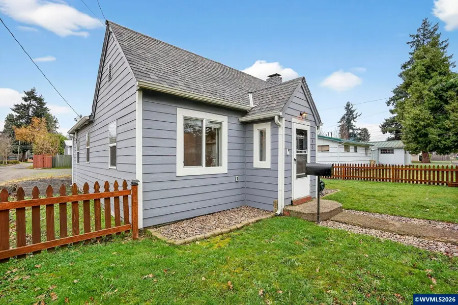 155 E Rose St, Lebanon, OR 97355 - #3