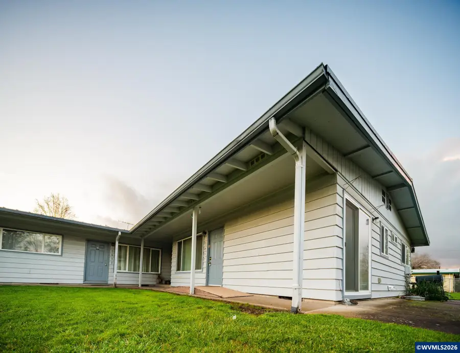 1031  Ring St NE, Keizer, OR 97303 - #2