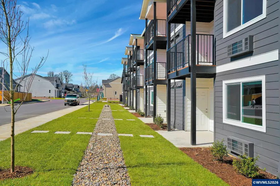 354 S 8 St, Carlton, OR 97111 - #3