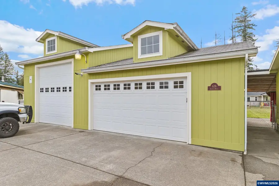 128  Louisa St, Gates, OR 97346 - #3