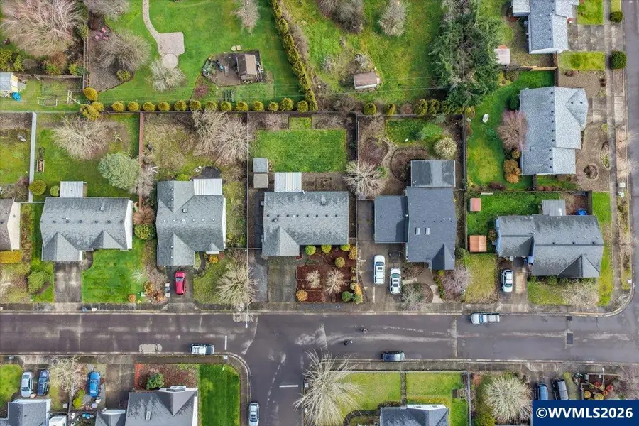 2963 S 7th Pl, Lebanon, OR 97355 - #3