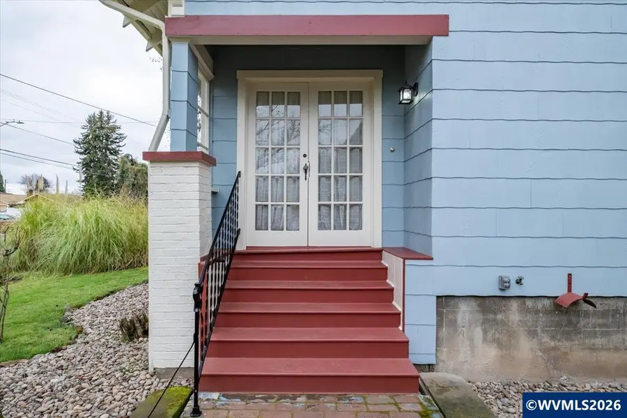 2305 SE Salem Av, Albany, OR 97321 - #3