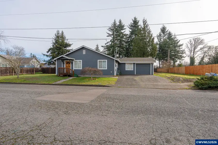 158 S Evergreen Av, Stayton, OR 97383 - #3