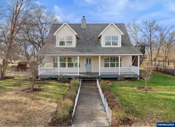 10 W Sprague St, Echo, OR 97826