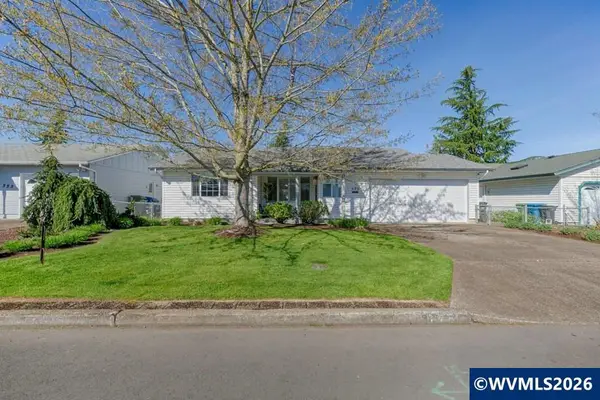 575 N Cascade Dr, Woodburn, OR 97071