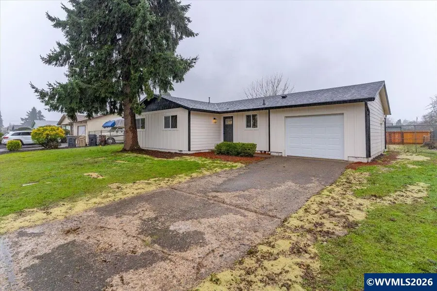 2440 S 2nd St, Lebanon, OR 97355 - #2