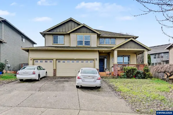 363  Stellers Eagle St NW, Salem, OR 97304