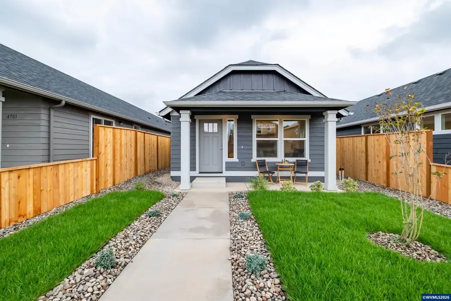 4725 SE Harrier St, Albany, OR 97322 - #2