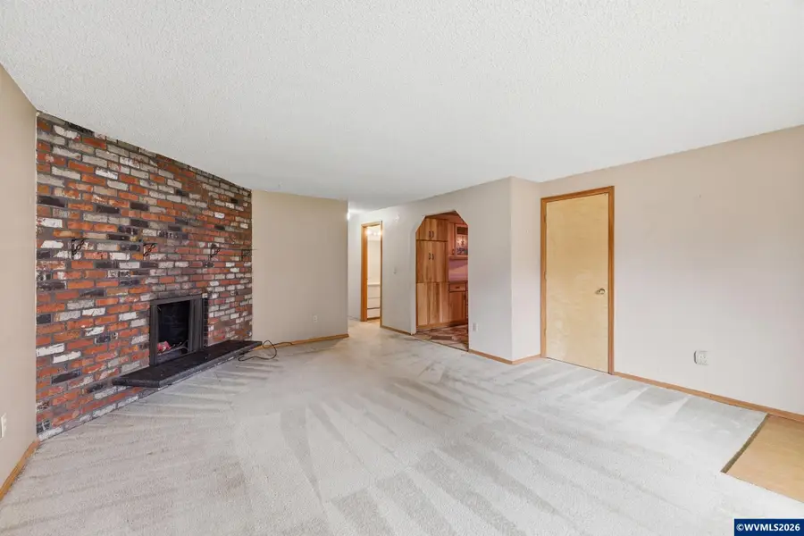 18501 SE Lincoln St, Portland, OR 97233 - #3