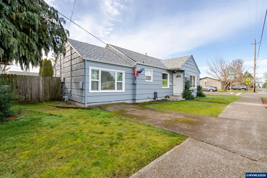 861 W 10th St, Junction City, OR 97448 - #3