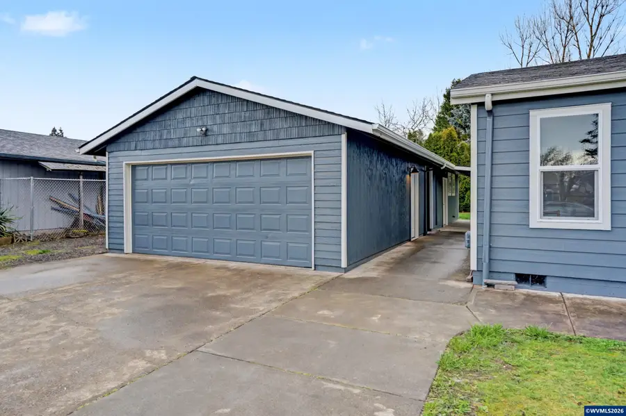 130 N Noble Av, Stayton, OR 97383 - #3