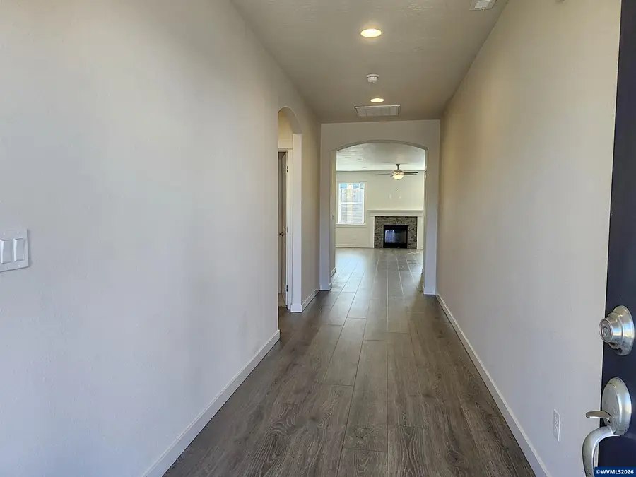 2798  Essex Av NW, Albany, OR 97321 - #2