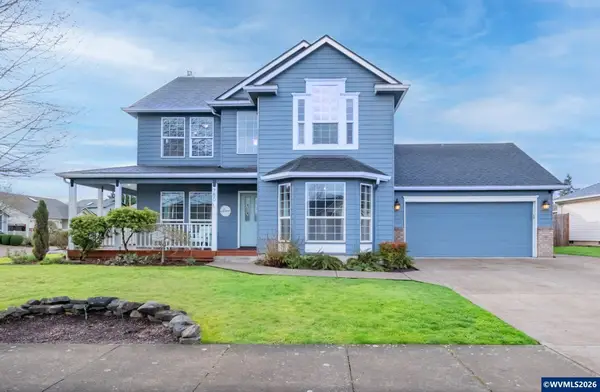 780  Mountain River Dr, Lebanon, OR 97355