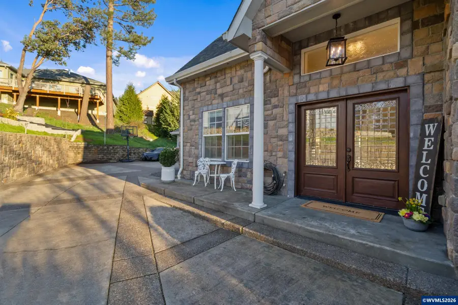 812  Northpoint Lp, Brownsville, OR 97327 - #3