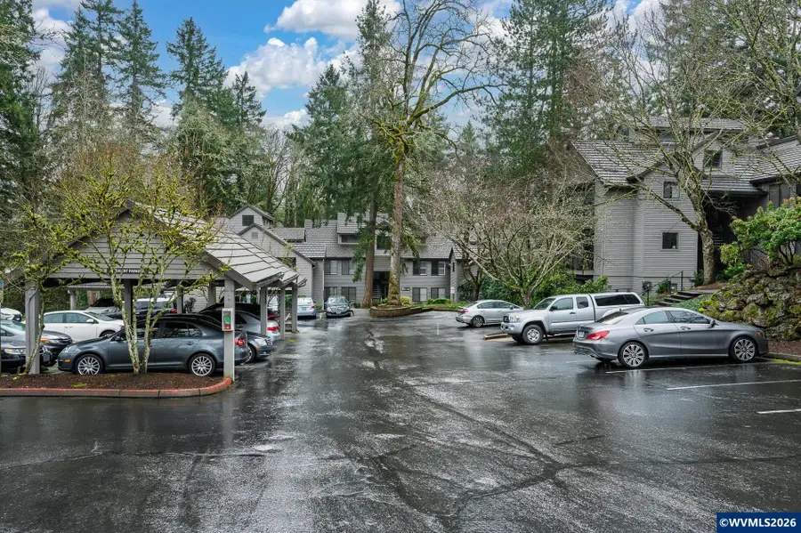 4000  Carman #E-68 Dr, Lake Oswego, OR 97035 - #3