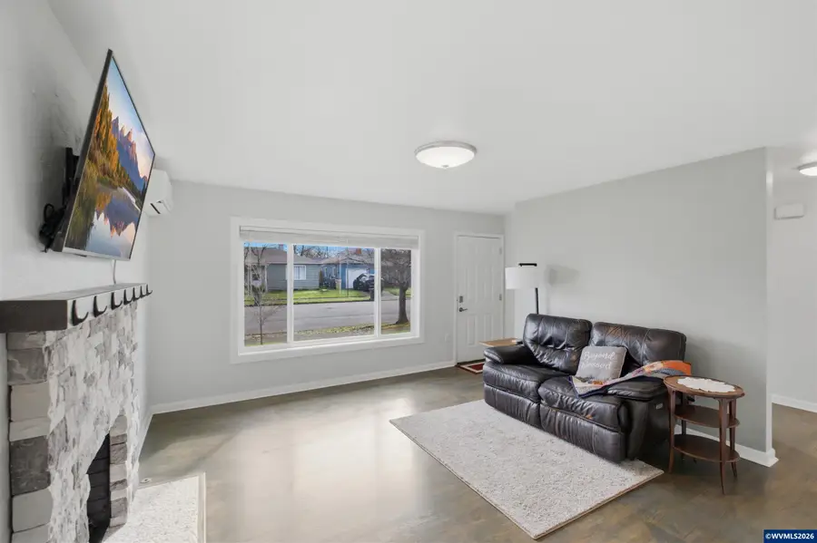 910  Ermine St SE, Albany, OR 97322 - #3