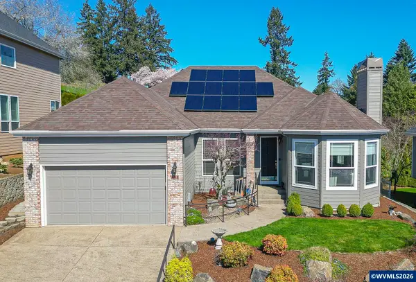 819  Hazeltine Av SE, Salem, OR 97306