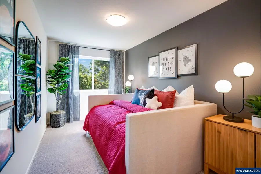 2422  Sawtelle Dr, Woodburn, OR 97071 - #2