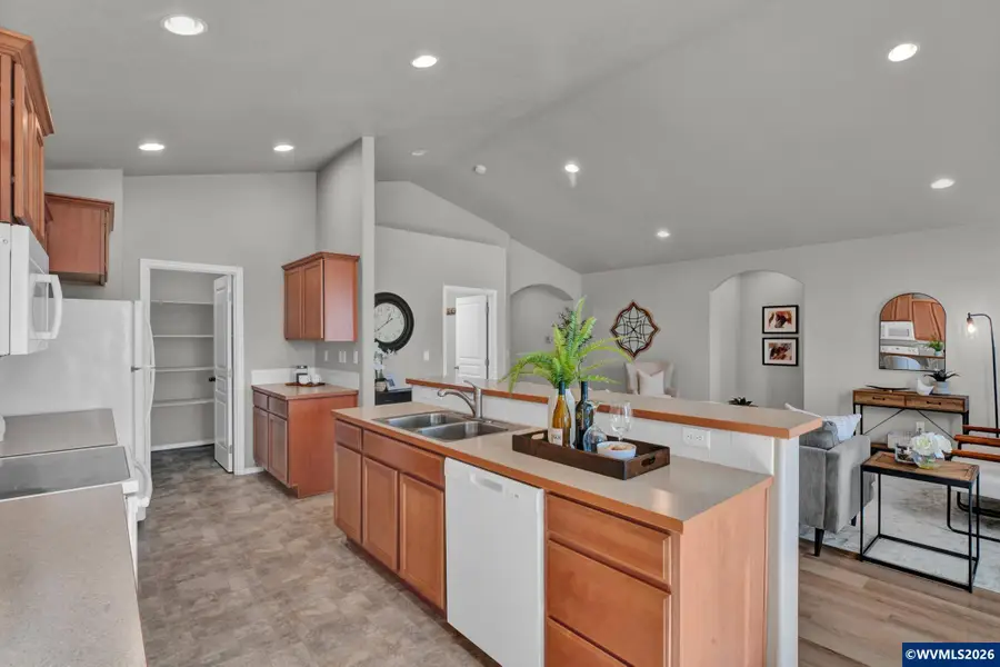 2828  Lucia Ct NW, Albany, OR 97321 - #3