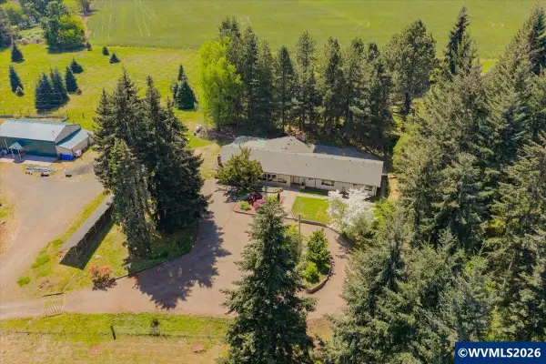 27800  Liberty Rd, Sweet Home, OR 97386