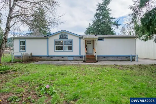 905  Mountain View Rd, Sweet Home, OR 97386