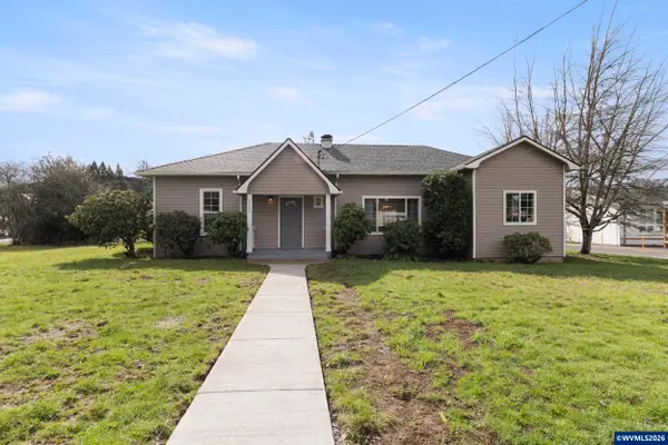 3303  Long St, Sweet Home, OR 97386