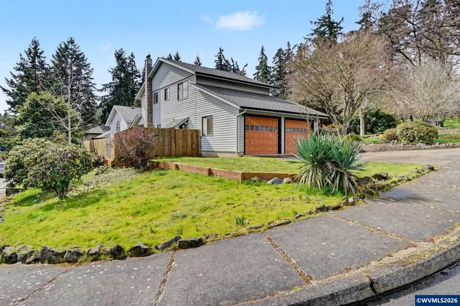 1028  Oakhill Av SE, Salem, OR 97302 - #2