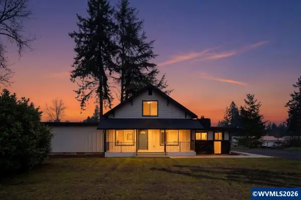 28411  Liberty Rd, Sweet Home, OR 97386