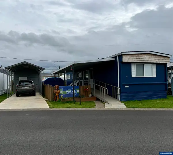 204  Cascade Dr, Lebanon, OR 97355