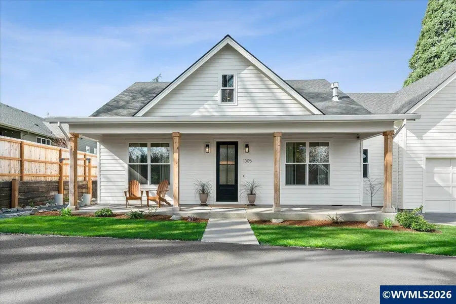 1305  Uff Da St, Silverton, OR 97381 - #2