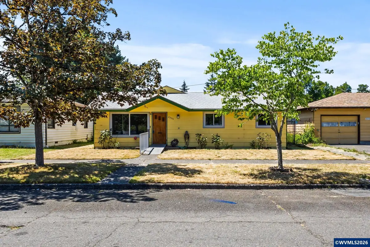 2355  Laurel Av NE, Salem, OR 97301 - #1