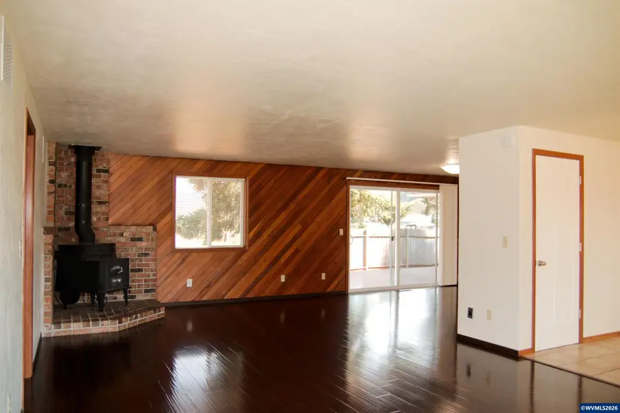 500  Hausman Av, Brownsville, OR 97327 - #2
