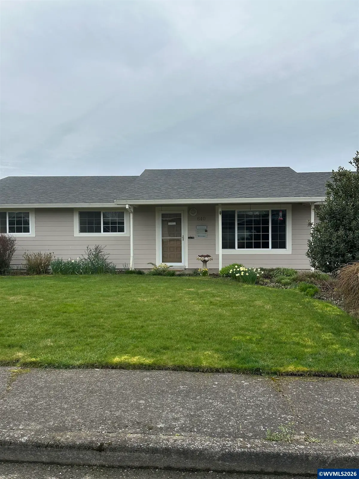 640 S Pershing St, Mount Angel, OR 97362 - #1