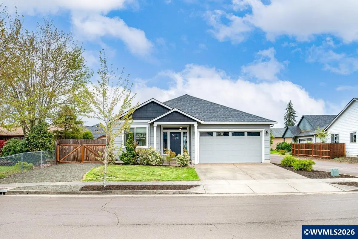 3601  Chicago St SE, Albany, OR 97322 - #1