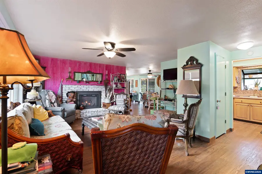 935  View St, Reedsport, OR 97467 - #3