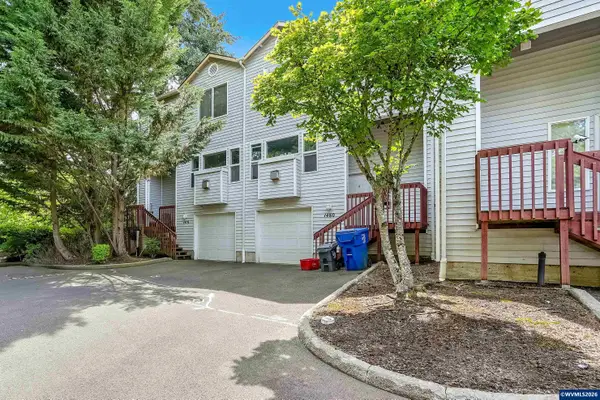 1478  Madelyn Av SE, Salem, OR 97306