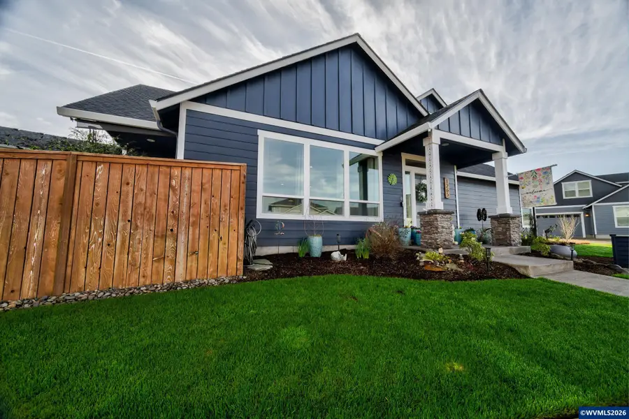 1265 S 11th St, Independence, OR 97351 - #2