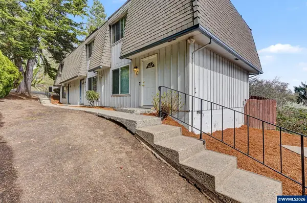 174 NW Stoneway Dr, Salem, OR 97034