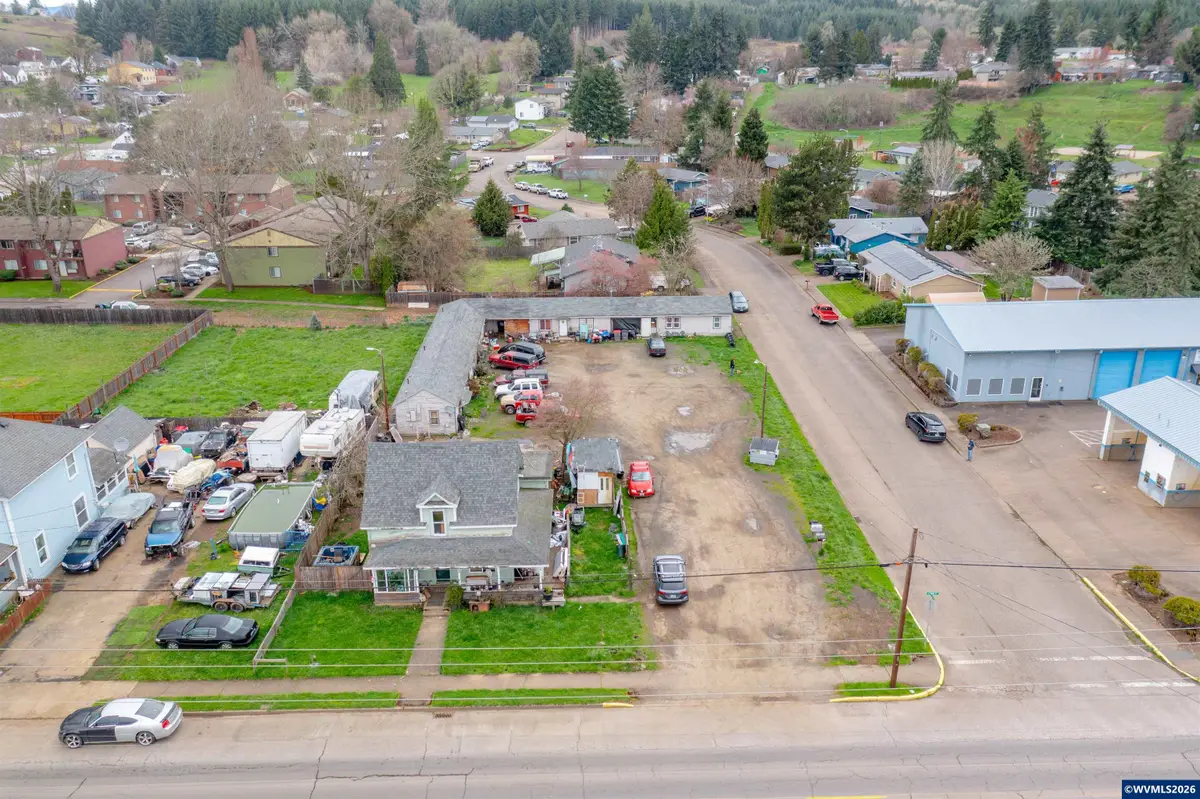 390 NE Main St, Willamina, OR 97396 - #1