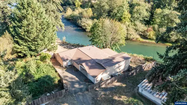 1054 N River Rd, Sweet Home, OR 97386