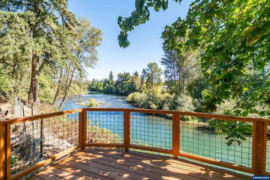 1054 N River Rd, Sweet Home, OR 97386 - #3