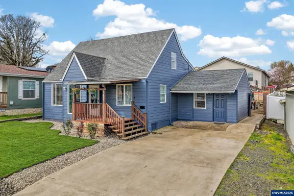 1437 SW 10th St, Dallas, OR 97338