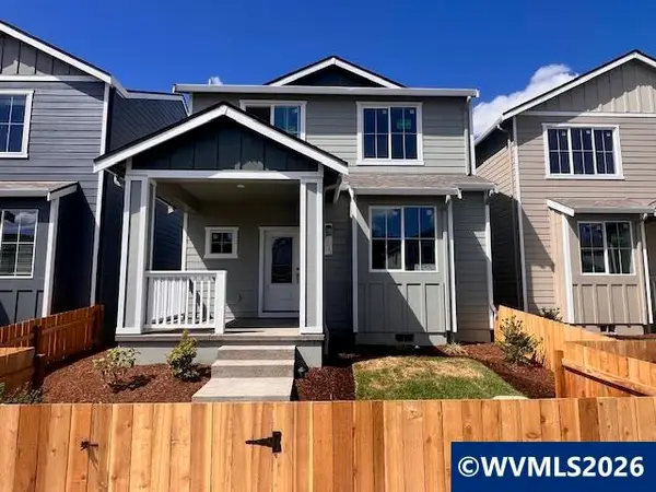 1233  Parkside Av, Woodburn, OR 97071