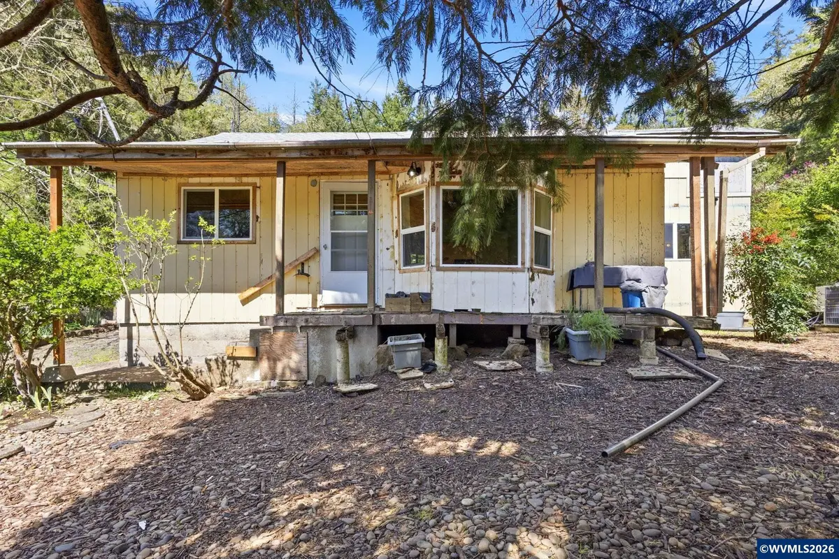 38775  Golden Valley Dr, Lebanon, OR 97355 - #1