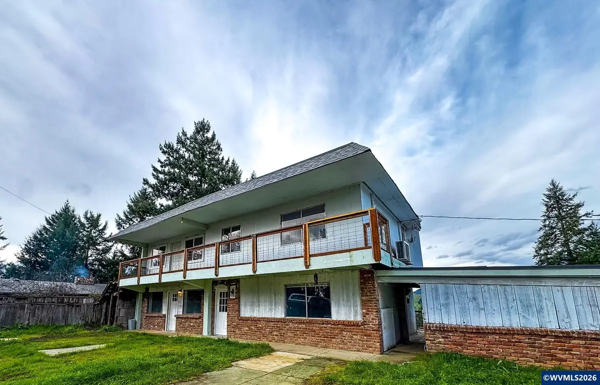 411  Upper Terrace Dr, Glide, OR 97443 - #1